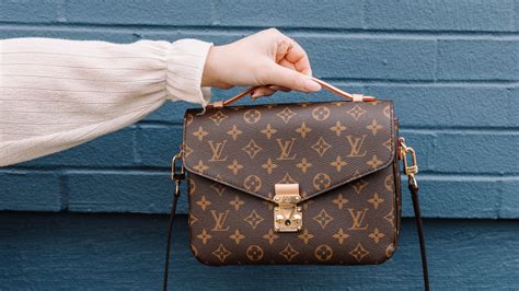 louis vuitton purse used|louis vuitton purse second hand.